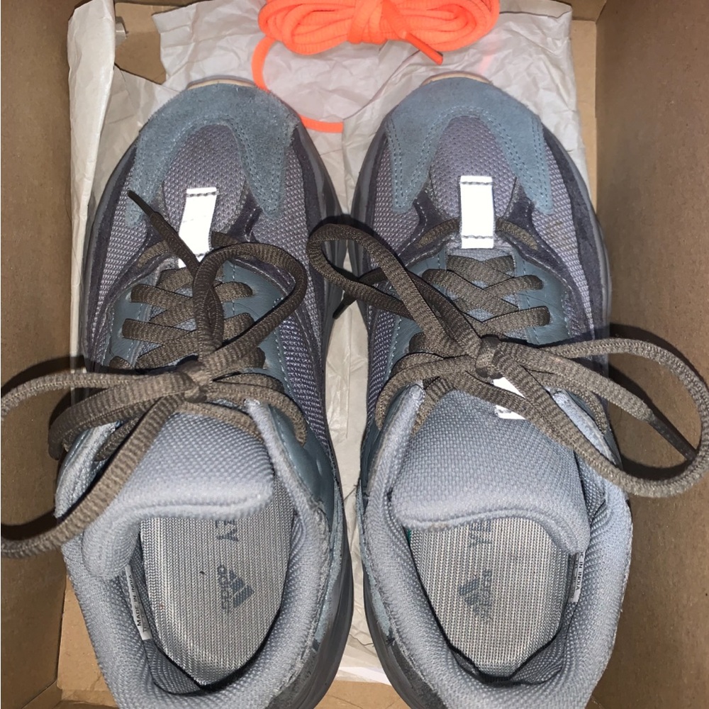 Yeezys 700 Blue Teal